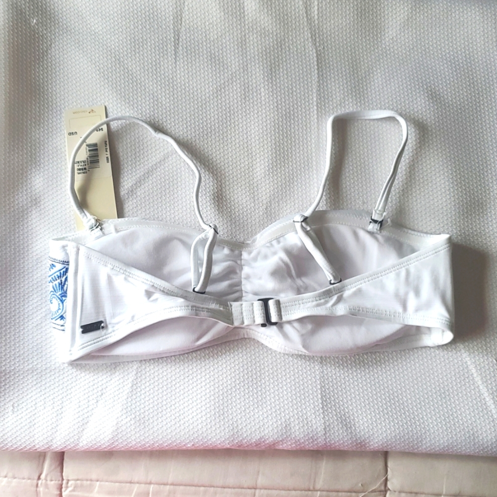 NWT Roxy White and Blue Sandy Ruffle Bikini Top Large - Picture 4 of 4